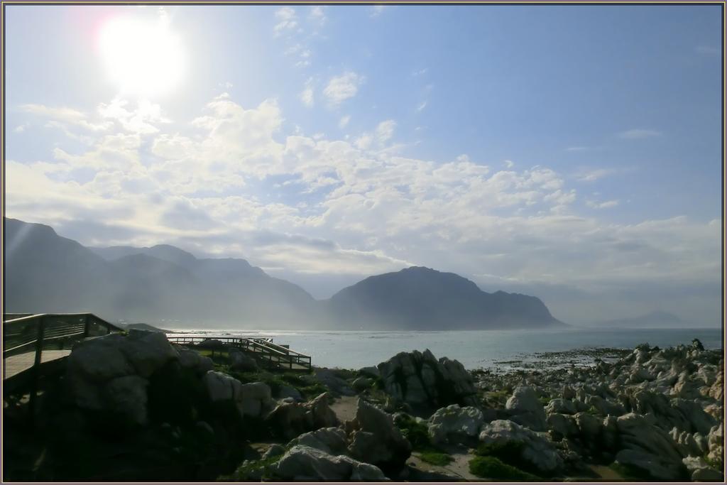 Kapensis Guesthouse Pringle Bay Extérieur photo